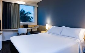 Ibis Vitoria Aeroporto